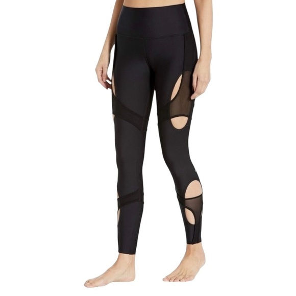 ALO Yoga Pants - Alo Yoga Arch Cut Out Black Strappy Leggings 26” Inseam Women’s Size XS